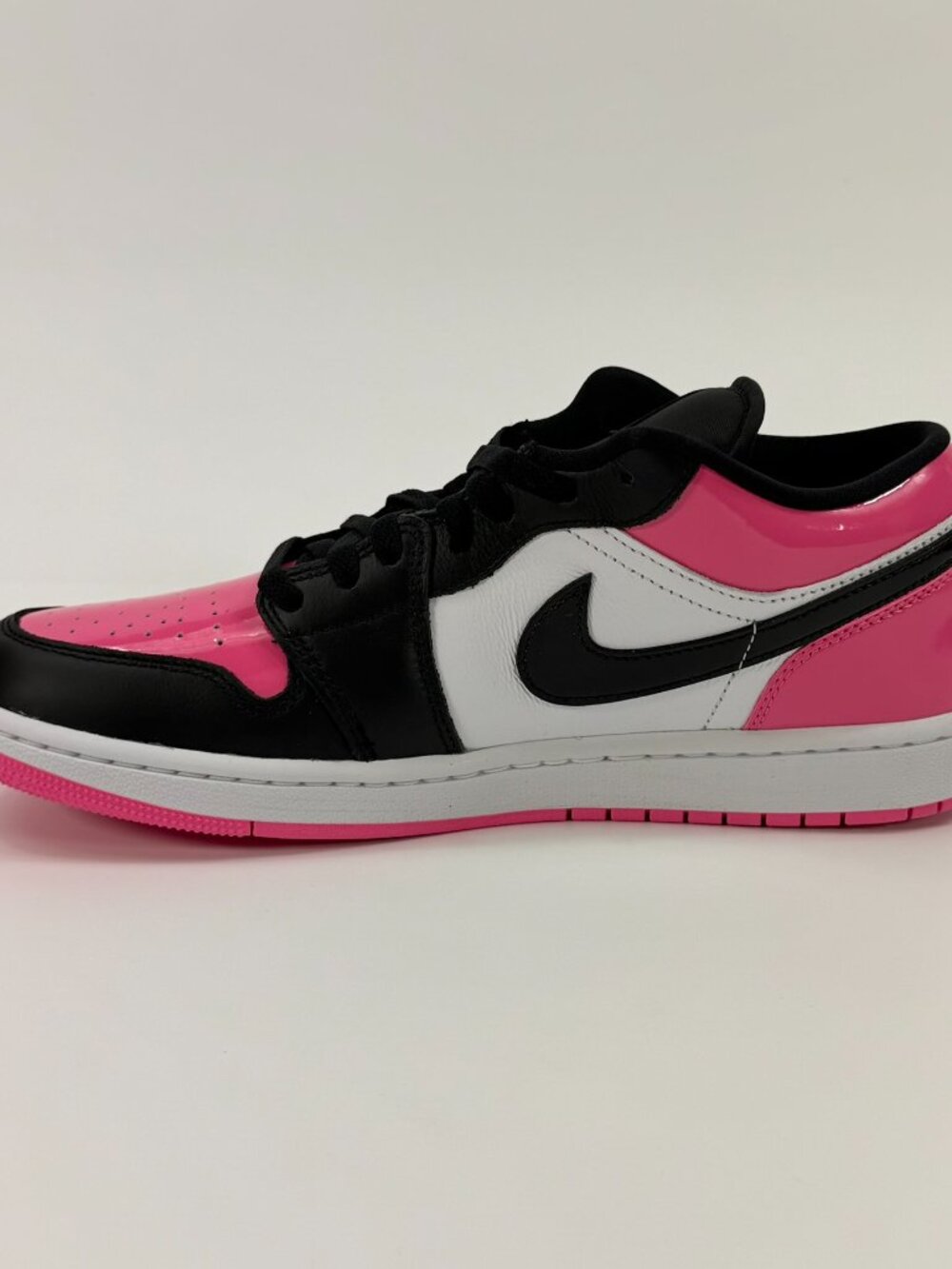 Air Jordan 1 Low Women's SE 'Pinksicle' IV2446-684 size 11 - Picture 2 of 8